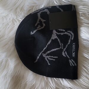 Arc’teryx Arcteryx Black Bird Head Toque Beanie